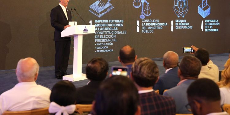 Reforma Constitucional que presentará el Presidente Abinader, pretende ser la ultima en materia de reelección