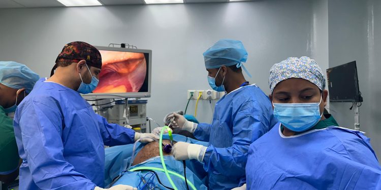 Departamento de Cirugía del hospital Cabral y Báez realiza exitosa jornada de Colecistectomía Laparoscópica