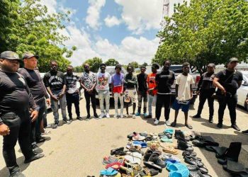 Someten a uno de 15 haitianos que alegadamente formaban banda que asaltaba a camioneros en Santiago