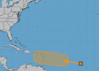 Sistema podría convertirse en ciclón tropical y onda provocará aguaceros este jueves