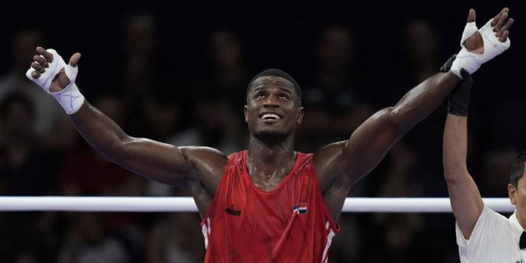 Cristian Pinales gana y asegura bronce al igual que Alcántara en el boxeo de los Juegos Olímpicos
