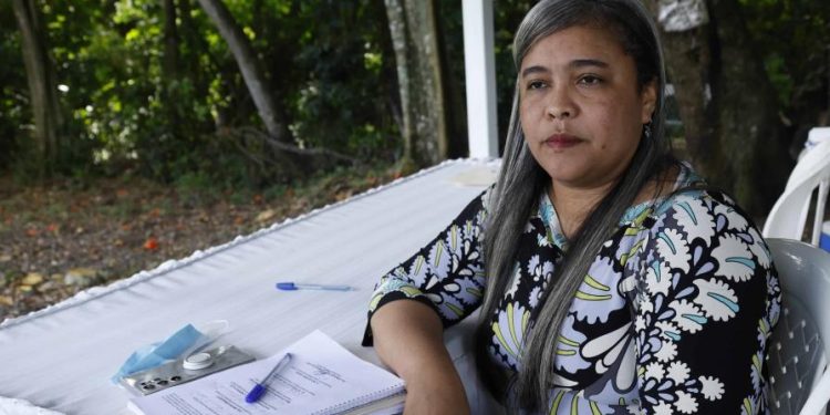 Autoridades realizarán análisis antropológico forense a osamentas de africanos halladas en bote