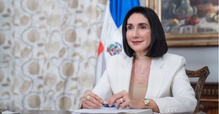 Primera dama resalta la importancia de la lactancia materna durante la semana de la lactancia
