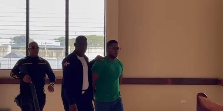 Imponen tres meses de prisión preventiva a militar acusado de matar médico en Santiago