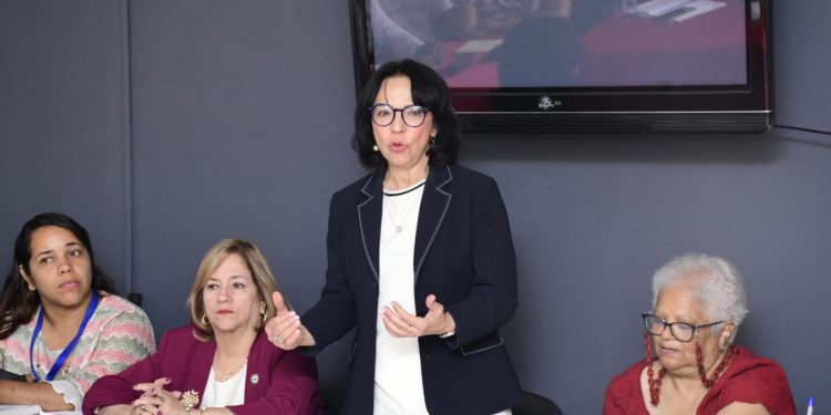 Unidades de Género del Minerd, Coraasan y Alcaldía de Santiago acuerdan elaborar proyecto común para prevenir violencia de género