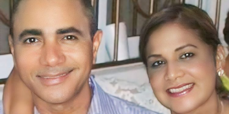 HIGUEY: Choque deja doctora muerta y a su esposo herido