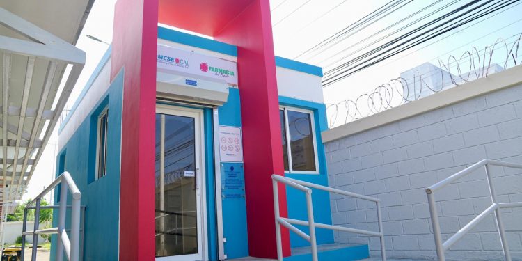 Inauguran Farmacia del Pueblo en UASD de La Vega para beneficio de estudiantes y comunidad
