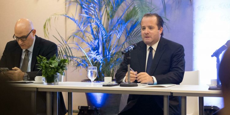 Ministerio de la Presidencia presenta “Meta RD 2036” a directiva de ASIEX