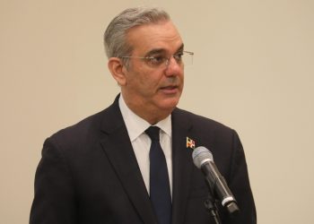 Presidente Abinader afirma Gobierno invierte de manera sostenida en educación