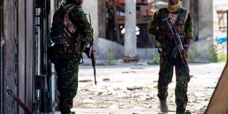 Misión en Haití recupera zonas del barrio controlado por "Barbecue" y apresa varios pandilleros