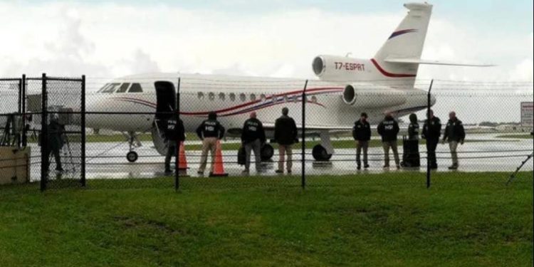Con la cooperación de RD, Estados Unidos incauta avión de Nicolás Maduro que estaba en El Higüero