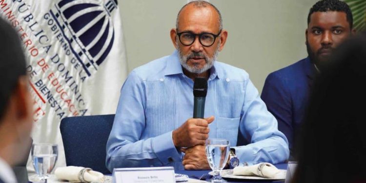 Inabie quemará útiles escolares dañados que costaron 100 millones de pesos