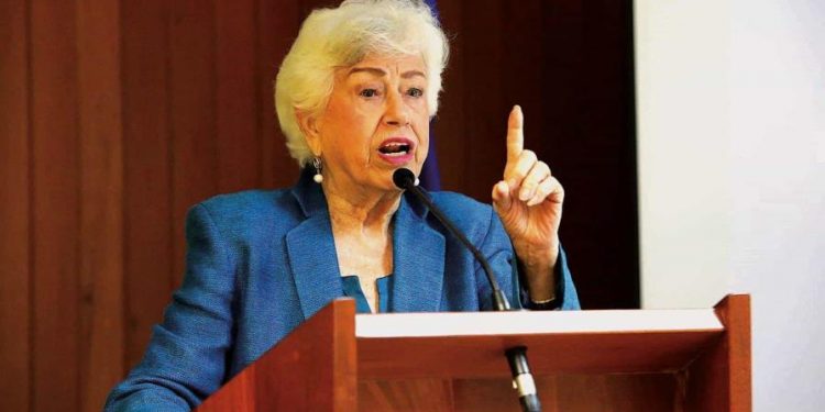 Milagros Ortiz Bosch cuestiona que contrato con Transcore Latam siguiera vigente