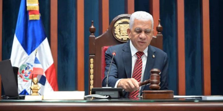 El Senado aprueba en primera y segunda lectura la reforma a la Constitución