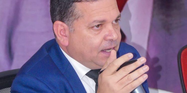 Secretario general del PRSC respalda continuidad de Román Jáquez en la JCE