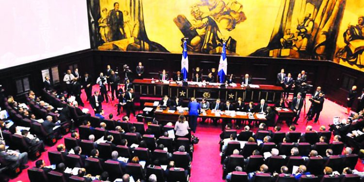 Cita hoy de la Asamblea Nacional Revisora para reforma a la Constitución
