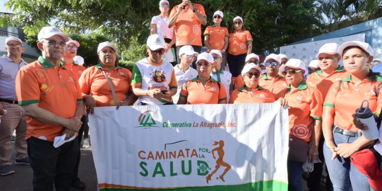 Cooperativa La Altagracia realiza su XXI Caminata por la Salud