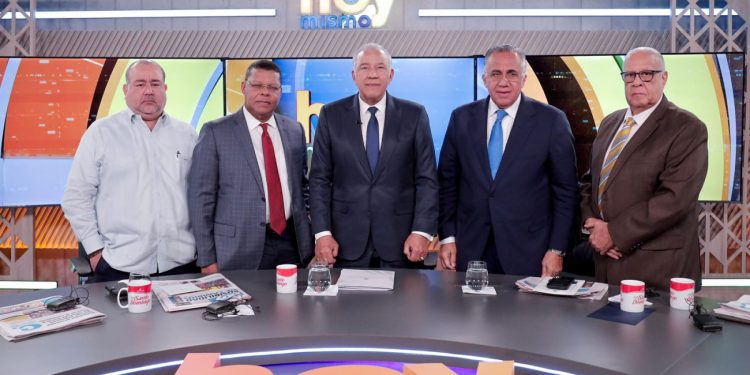 Andrés Bautista destaca importancia de encuentro tripartito para consenso de reforma fiscal