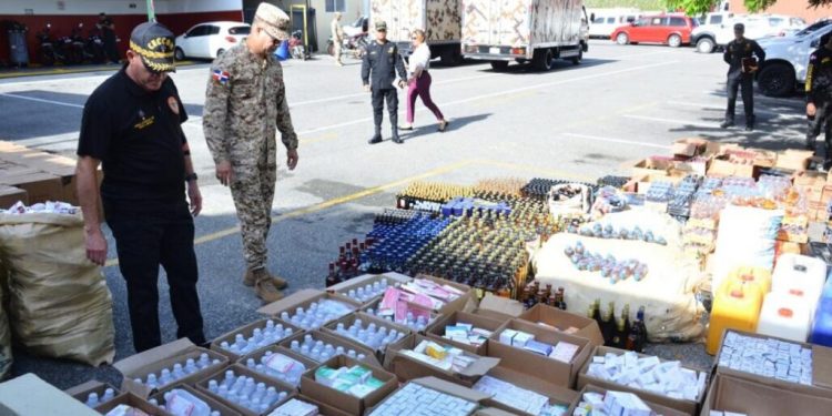 CESFronT entrega a CECCOM 2,105,690 unidades de cigarrillos que serían introducidas al país de manera irregular