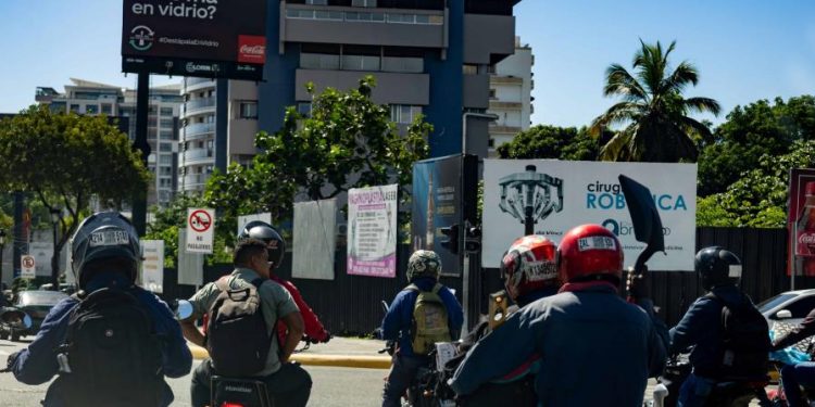 Motoconchistas aceptan impuesto de 1,200 pesos, pero exigen más subsidios gubernamentales