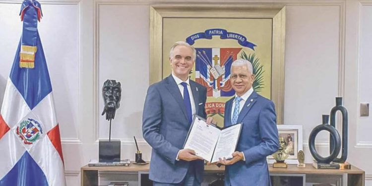 Proyecto de ley de reforma laboral no cuenta con el aval de los empresarios