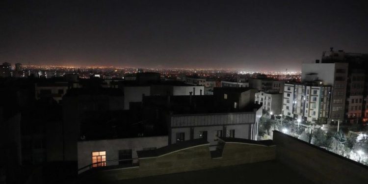 Israel anuncia el fin del ataque contra "objetivos militares" en Irán