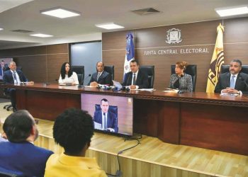 Los miembros titulares de la JCE ya se inscribieron para repetir en sus cargos