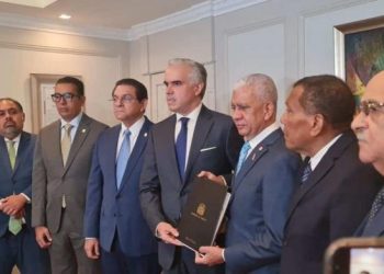 Gobierno deposita en el Congreso la reforma laboral sin tocar la cesantía