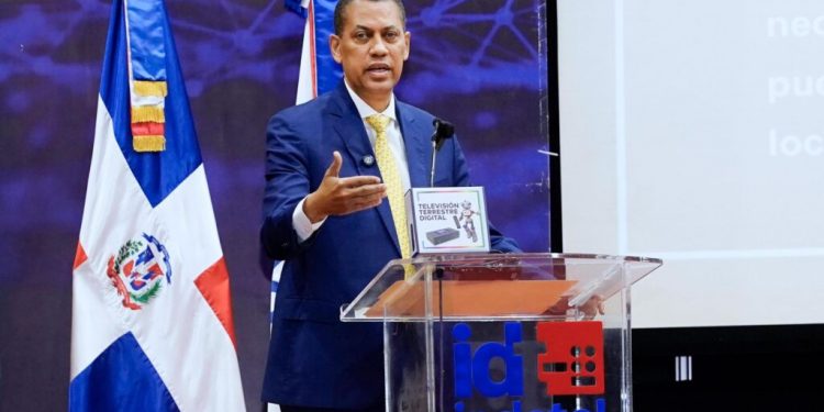 Indotel trata con directivos sobre el lanzamiento de la Televisión Terrestre Digital