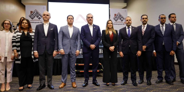 El Gobierno apoya el sector de la construcción para dominicanizar mano de obra