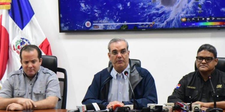 Presidente Abinader convoca reunión de organismos de emergencia en el COE