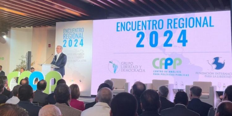 Luis Abinader llama a la integración regional para enfrentar desafíos comunes en América Latina