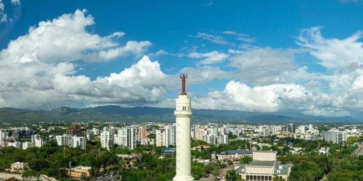Monumento a los Héroes de la Restauración: Un Compromiso de la Dirección General de Museos y el Ministerio de Cultura