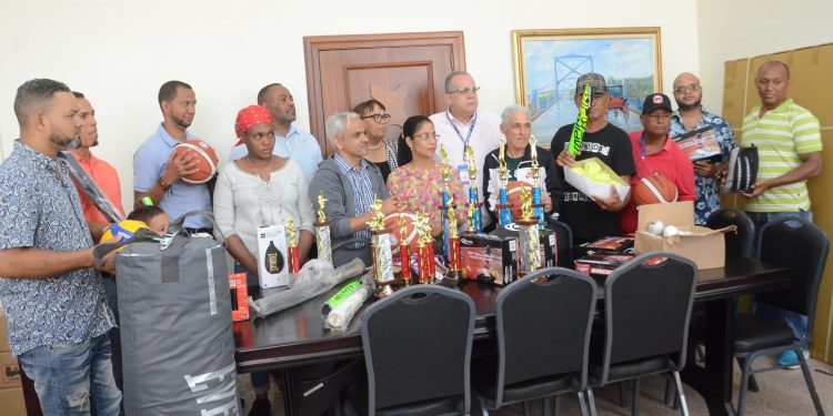 Alcaldía de Santiago entrega utilería deportiva a nuevas instituciones para fortalecer el deporte local