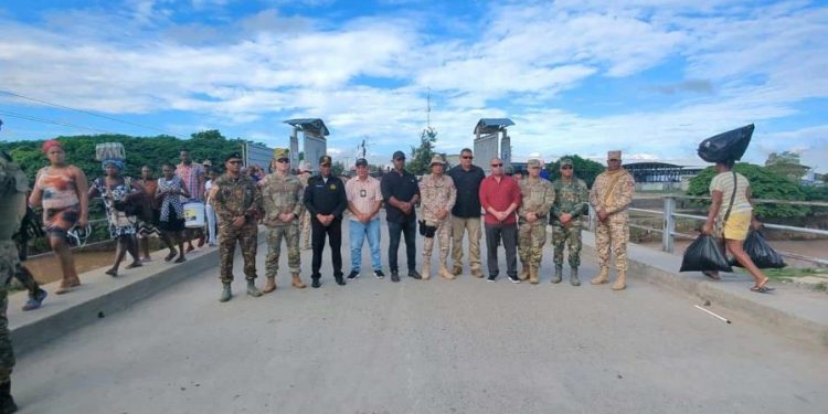 Delegación de Estados Unidos visita la frontera domínico-haitiana