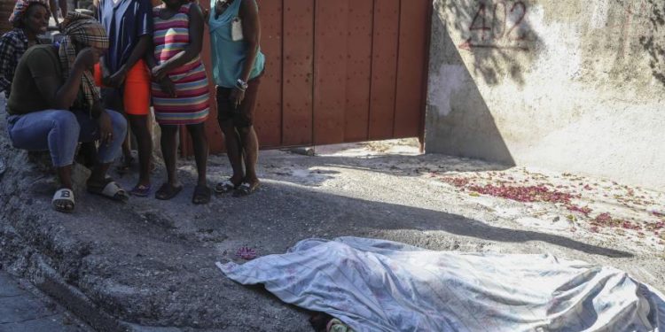 La crisis de Haití se agudiza con ataque al barrio de los ricos