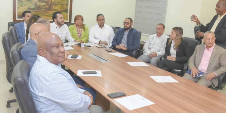 Diputados definen metodología para entrevistar a aspirantes de la Cámara de Cuentas