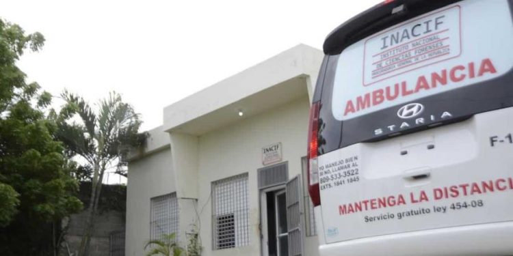 Agentes policiales matan a tres hombres en San José de las Matas
