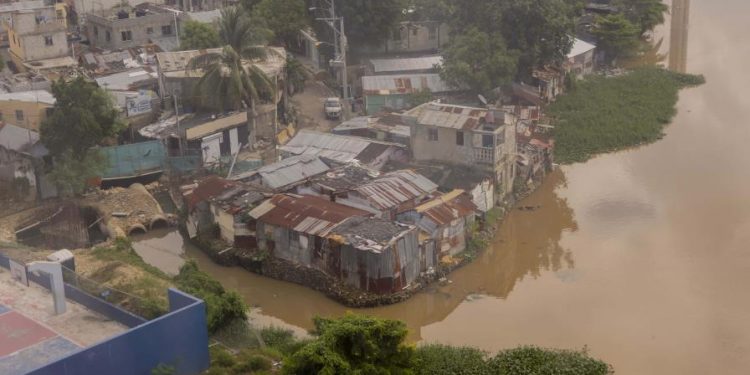 Gobierno saneará la parte norte del río Ozama en el sector Las Lilas de Los Tres Brazos