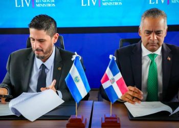 El país firma acuerdo con El Salvador para fortalecer cooperación en materia de hidrocarburos