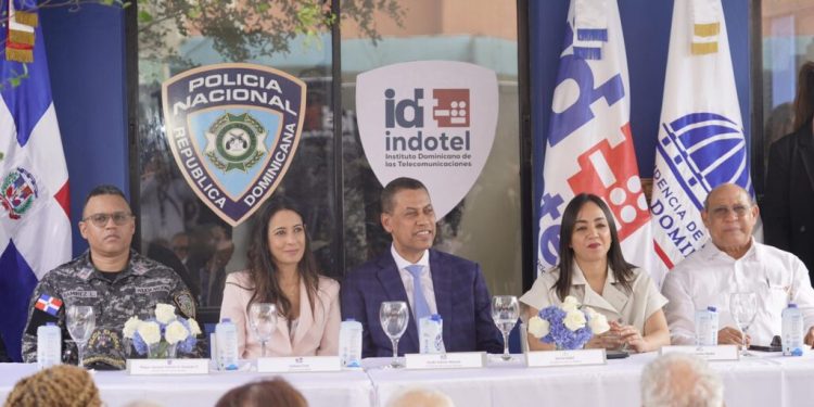 Indotel inicia en Cristo Rey el proyecto “Destacamentos Conectados”
