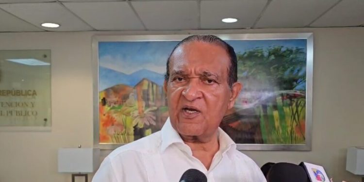 Antonio Marte reitera no aumentarán costo de pasajes en Navidad