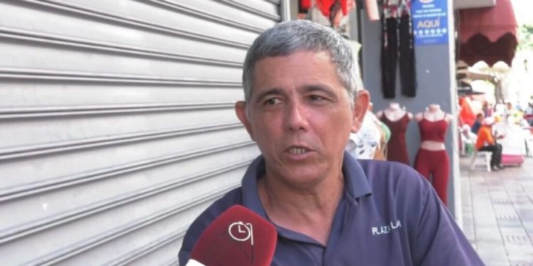 “Cenando tranquilos en sus casas” es como dominicanos celebrarán la navidad y el fin de año