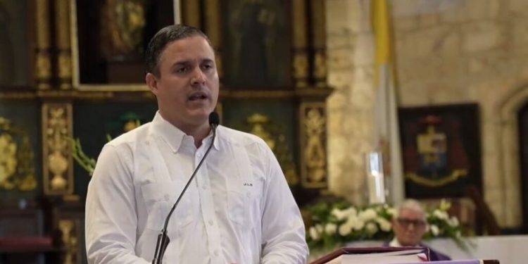 Autoridad Portuaria Dominicana realiza ofrenda floral y misa en conmemoración de su 54 aniversario