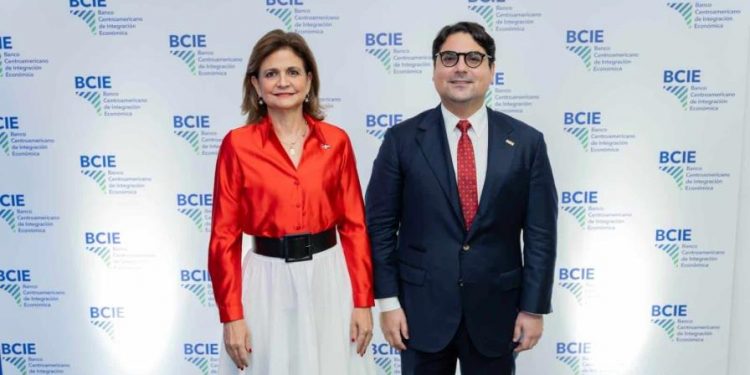 Raquel Peña destaca la colaboración entre el BCIE y la República Dominicana