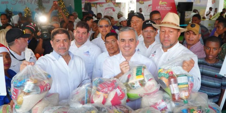 Inespre lleva a la Ciudad Ganadera su Feria Navidad del Cambio
