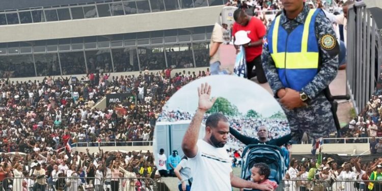 Agentes policiales se postran ante Dios y aseguran el orden en la Batalla de la Fe 2025