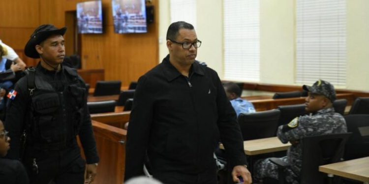 Asisten al recluso Argenis Contreras por atentar contra su vida