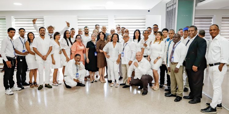 Alcaldía de Santiago capacita a 41 empleados municipales en ecología básica