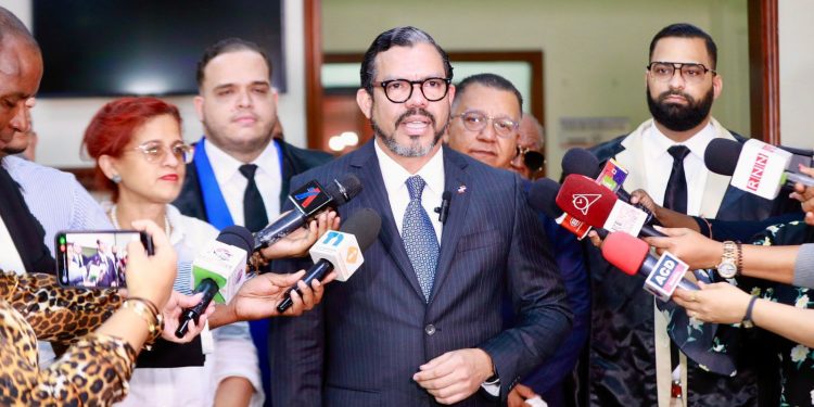 Yohan López felicita al sistema de justicia al celebrarse el Día del Poder Judicial